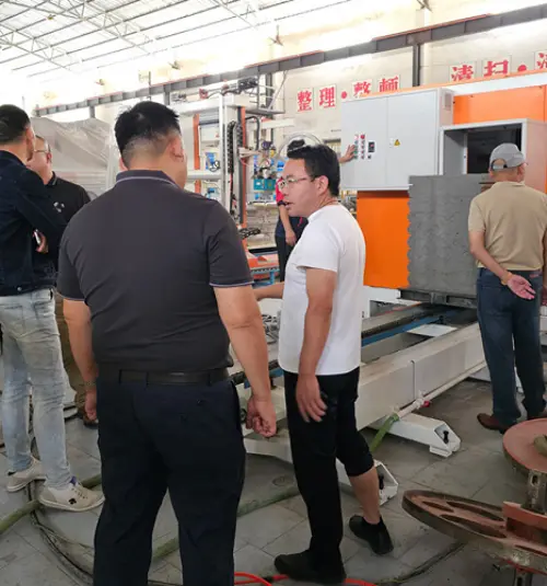 Pengadaan peralatan partisi ringan otomatis untuk klien di Guyana, Amerika Selatan